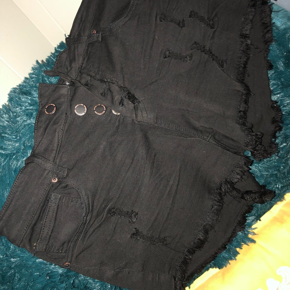 Distressed Angel Kiss shorts